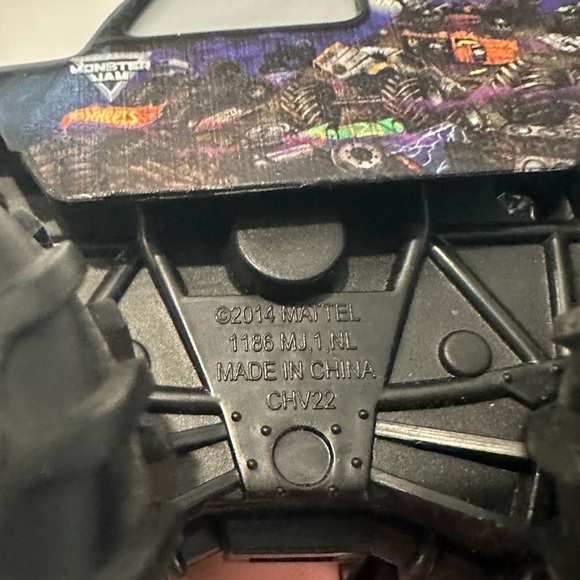 Mattel hot wheels toy car monster truck plastic x3 gas monkey, digger and Braun - Picture 11 of 12